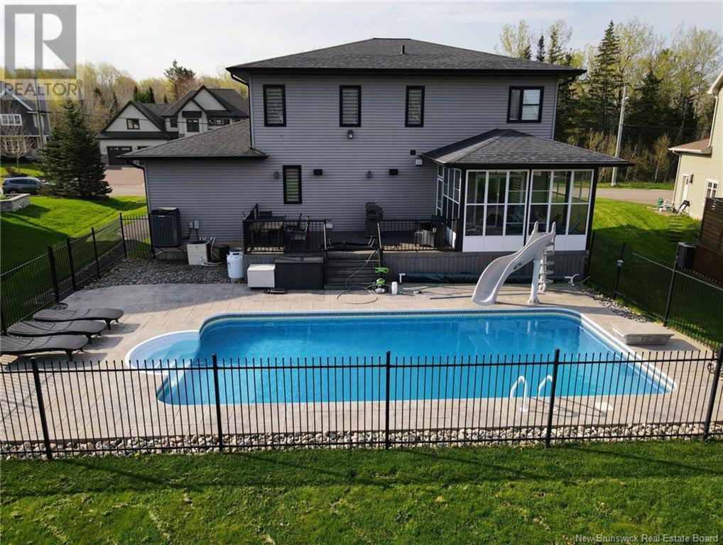 Property at 92 Champion image 2