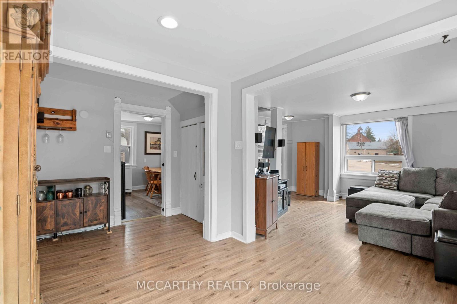 110 Owen Sound Street, Southgate, Ontario  N0C 1B0 - Photo 11 - X12085654