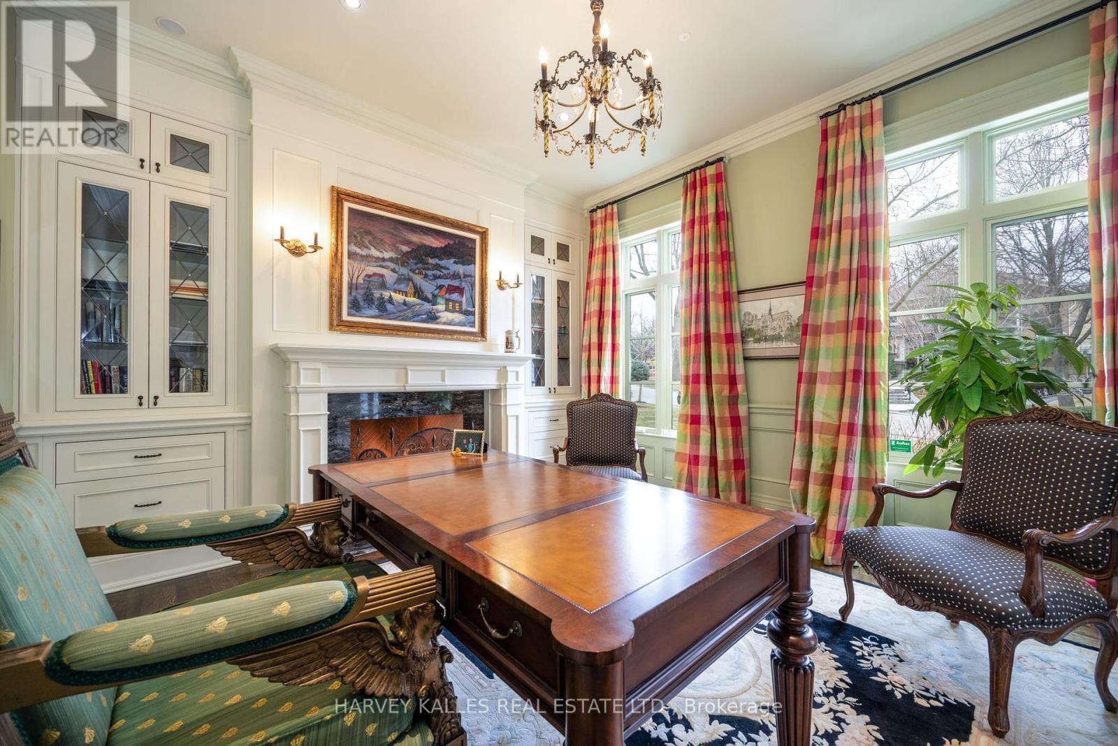 Property at 50 LAWRENCE CRESCENT image 4