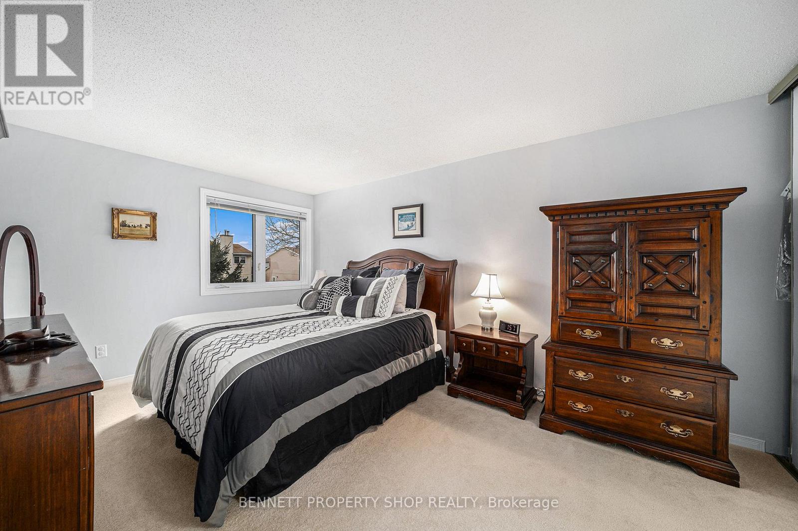 437 Rougemount Crescent, Ottawa, Ontario  K4A 2Z1 - Photo 8 - X12149804