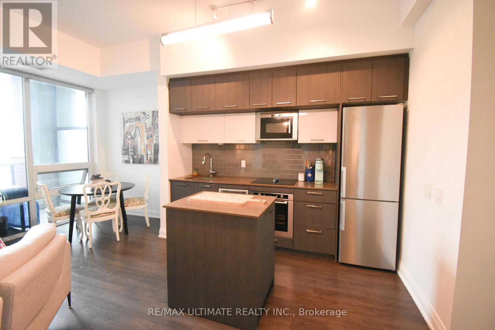 309 - 4800 Highway 7, Vaughan, Ontario  L4L 1H8 - Photo 12 - N12095974