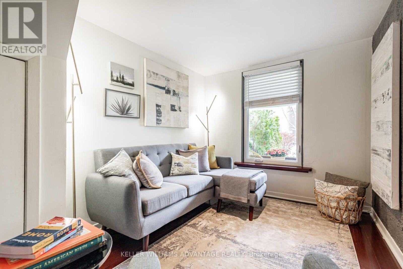 Main - 393 Westmoreland Avenue N, Toronto, Ontario  M6H 3A6 - Photo 3 - W12120678