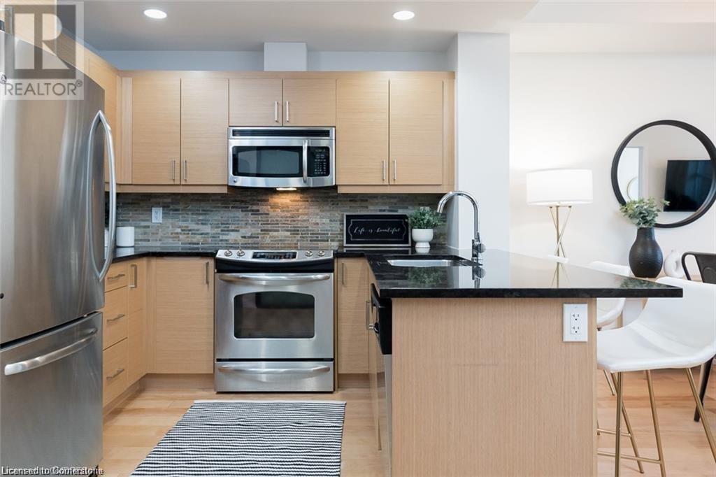 551 Maple Avenue Unit# 612, Burlington, Ontario  L7S 1M7 - Photo 3 - 40729090