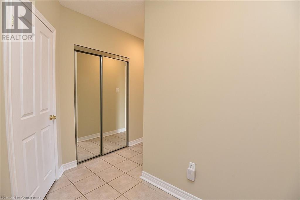 1998 Ironstone Drive Unit# 505, Burlington, Ontario  L7L 7P7 - Photo 8 - 40727175