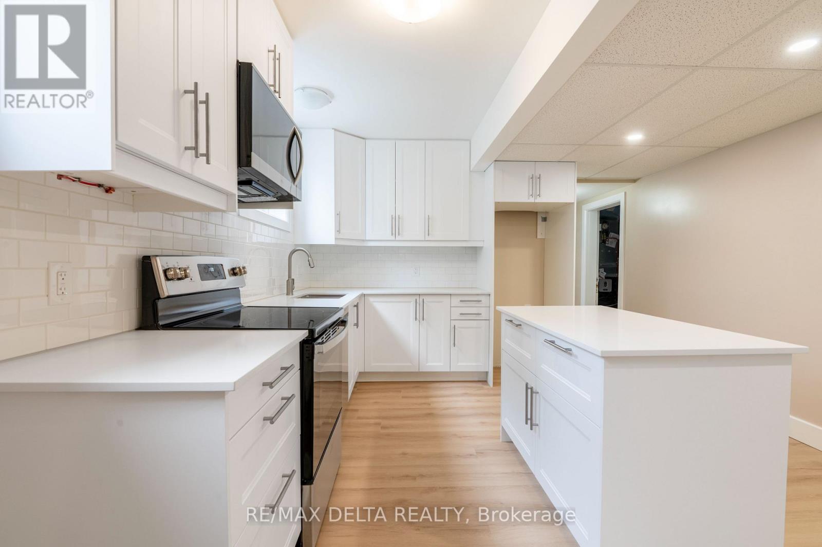 981 Lola Street, Ottawa, Ontario  K1K 3P4 - Photo 17 - X12121016