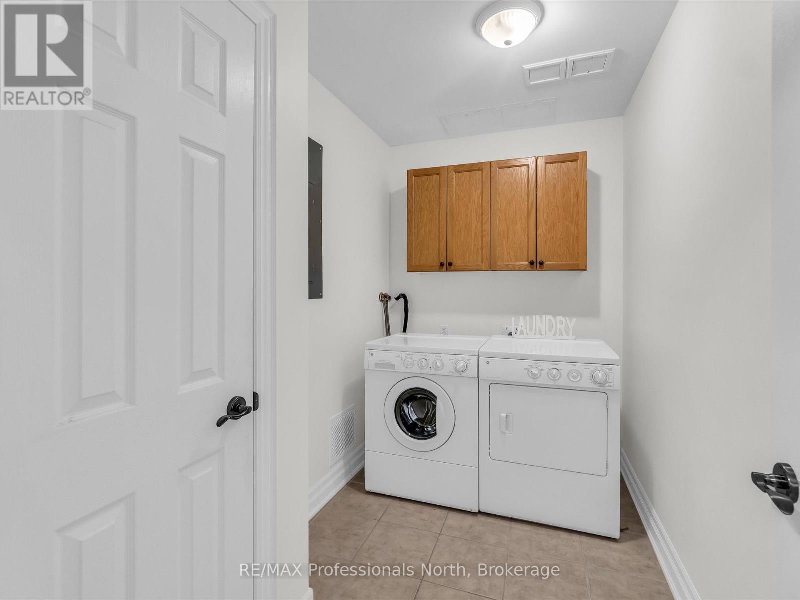 305 - 130 Steamship Bay Road, Gravenhurst, Ontario P1P 1Z9 - Photo 16 - X12092431