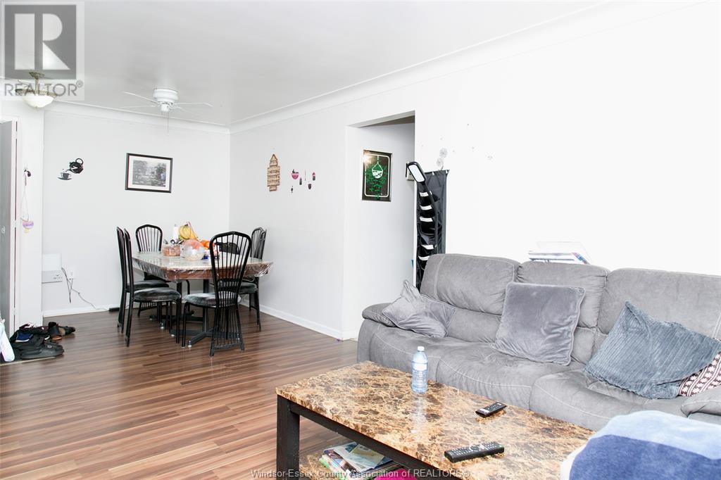 1072 Dot, Windsor, Ontario  N9C 3H8 - Photo 5 - 25012187