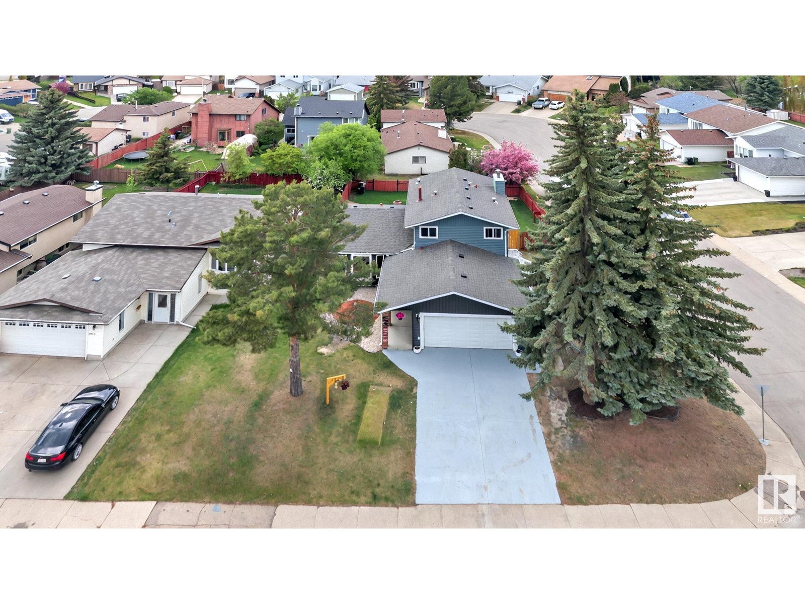 Property at 3824 47 ST NW image 5