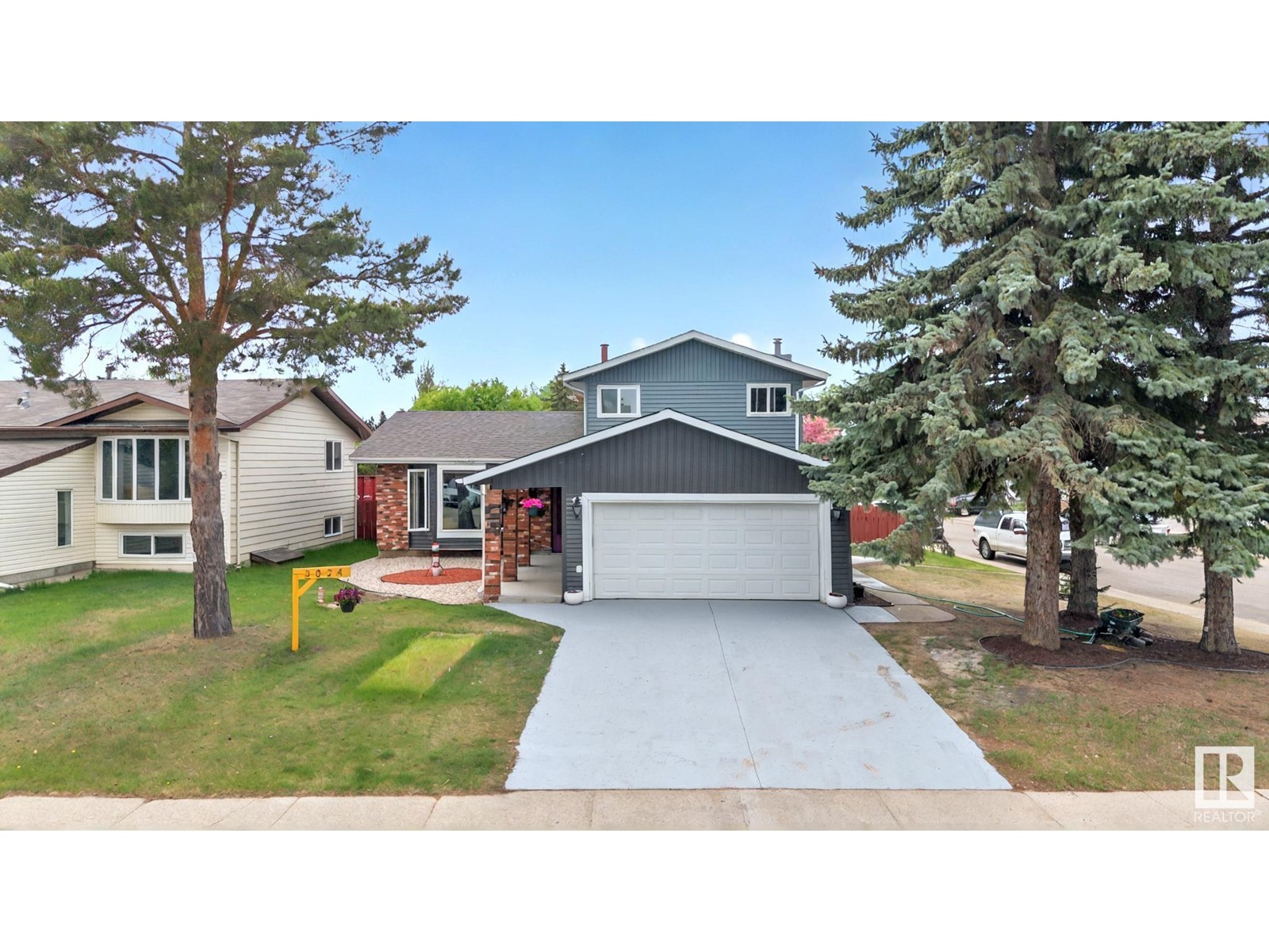 Property at 3824 47 ST NW image 3