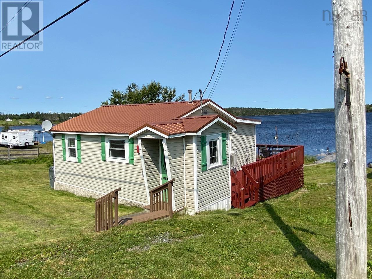 995 Fourchu Road,  Cape Breton Ns, Forchu, Nova Scotia  B1K 2E1 - Photo 3 - 202507035