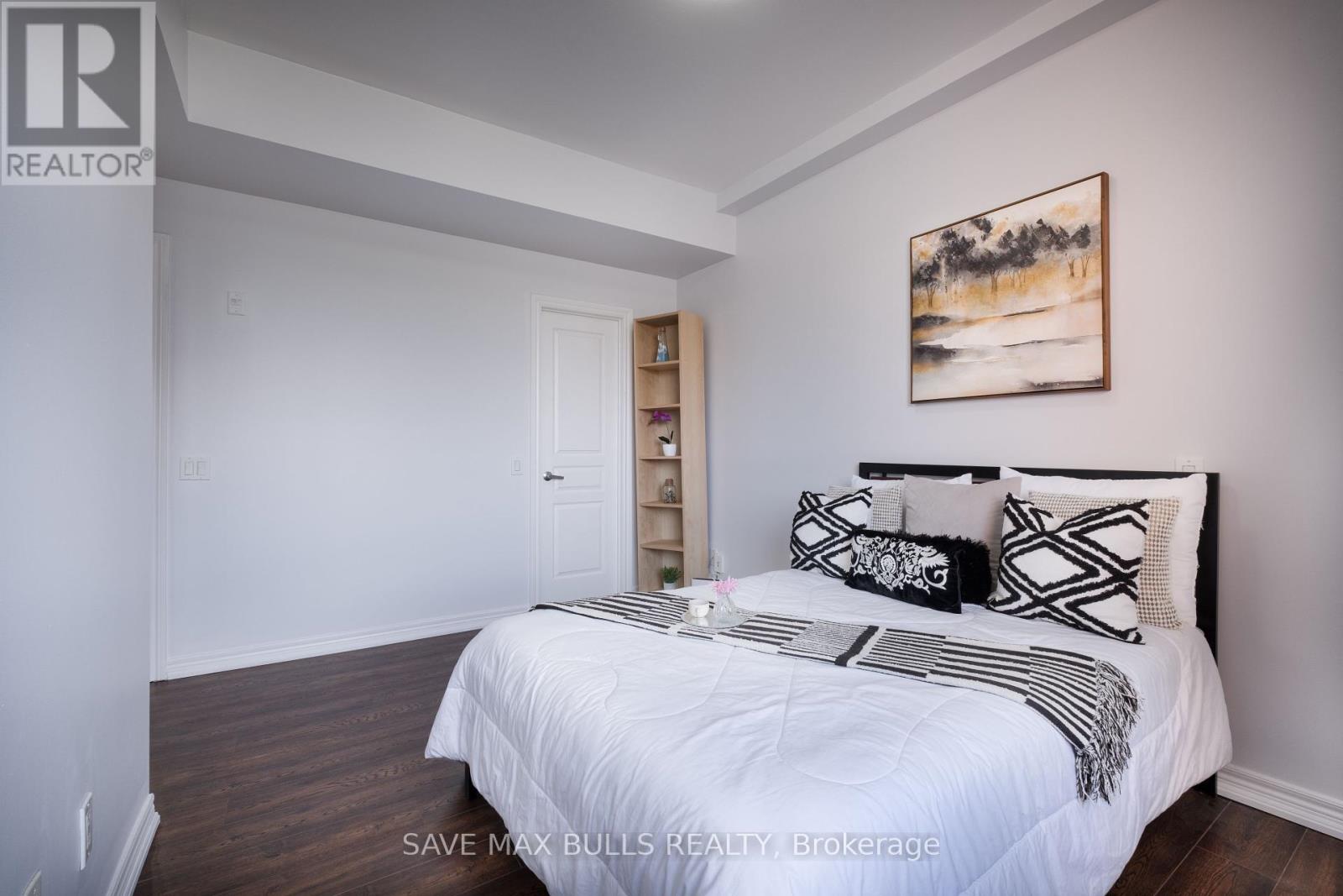 412 - 1415 Lawrence Avenue W, Toronto (Brookhaven-Amesbury), Ontario  M6L 1A9 - Photo 10 - W12149572