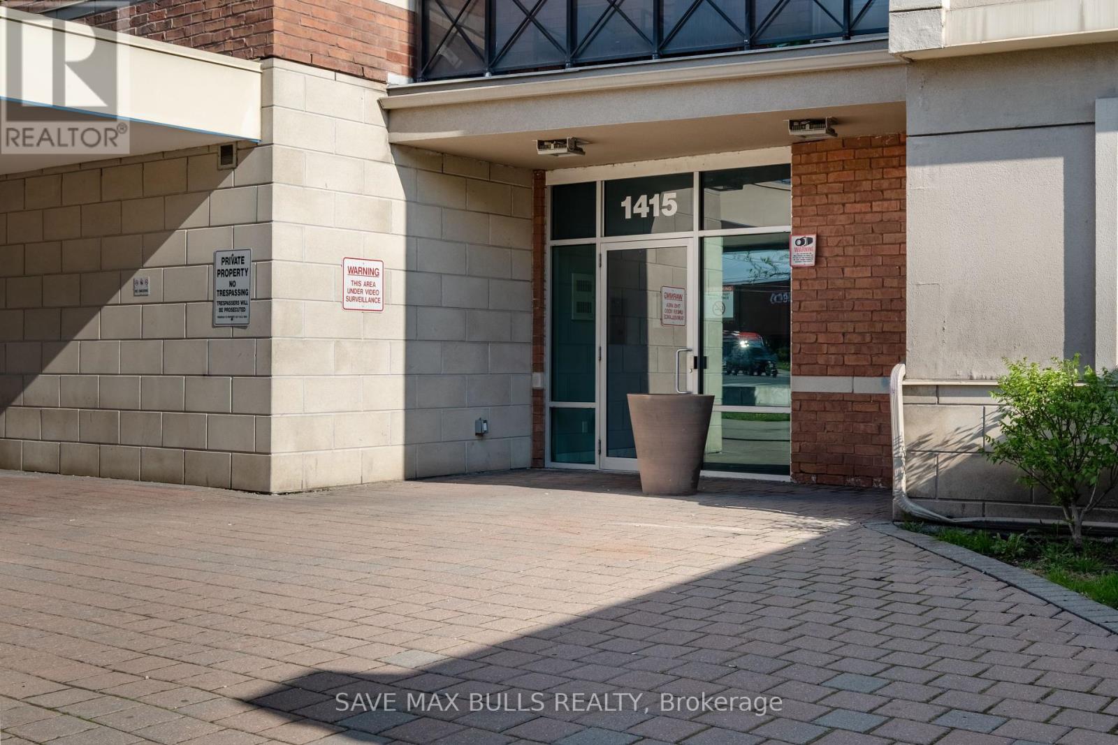 412 - 1415 Lawrence Avenue W, Toronto (Brookhaven-Amesbury), Ontario  M6L 1A9 - Photo 6 - W12149572