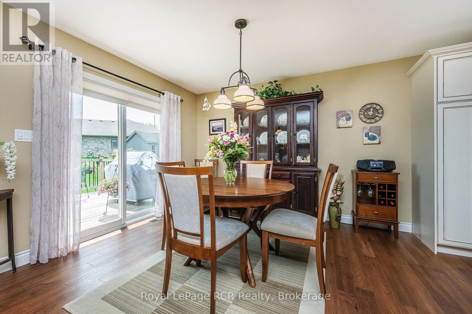773 15th Street, Hanover, Ontario  N4N 3W7 - Photo 8 - X12149886
