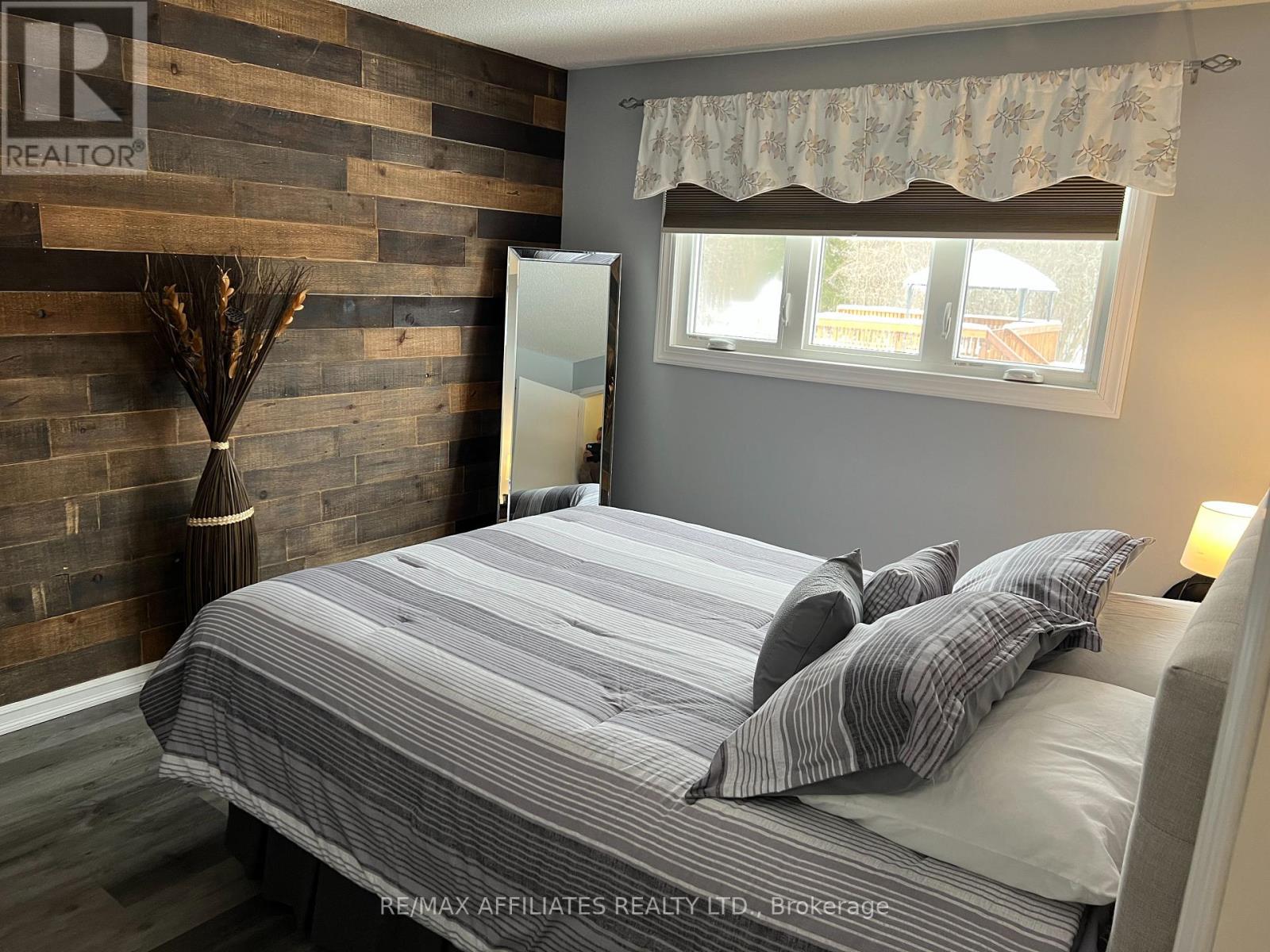 157 Perth Street, Rideau Lakes, Ontario  K0G 1E0 - Photo 32 - X12149890