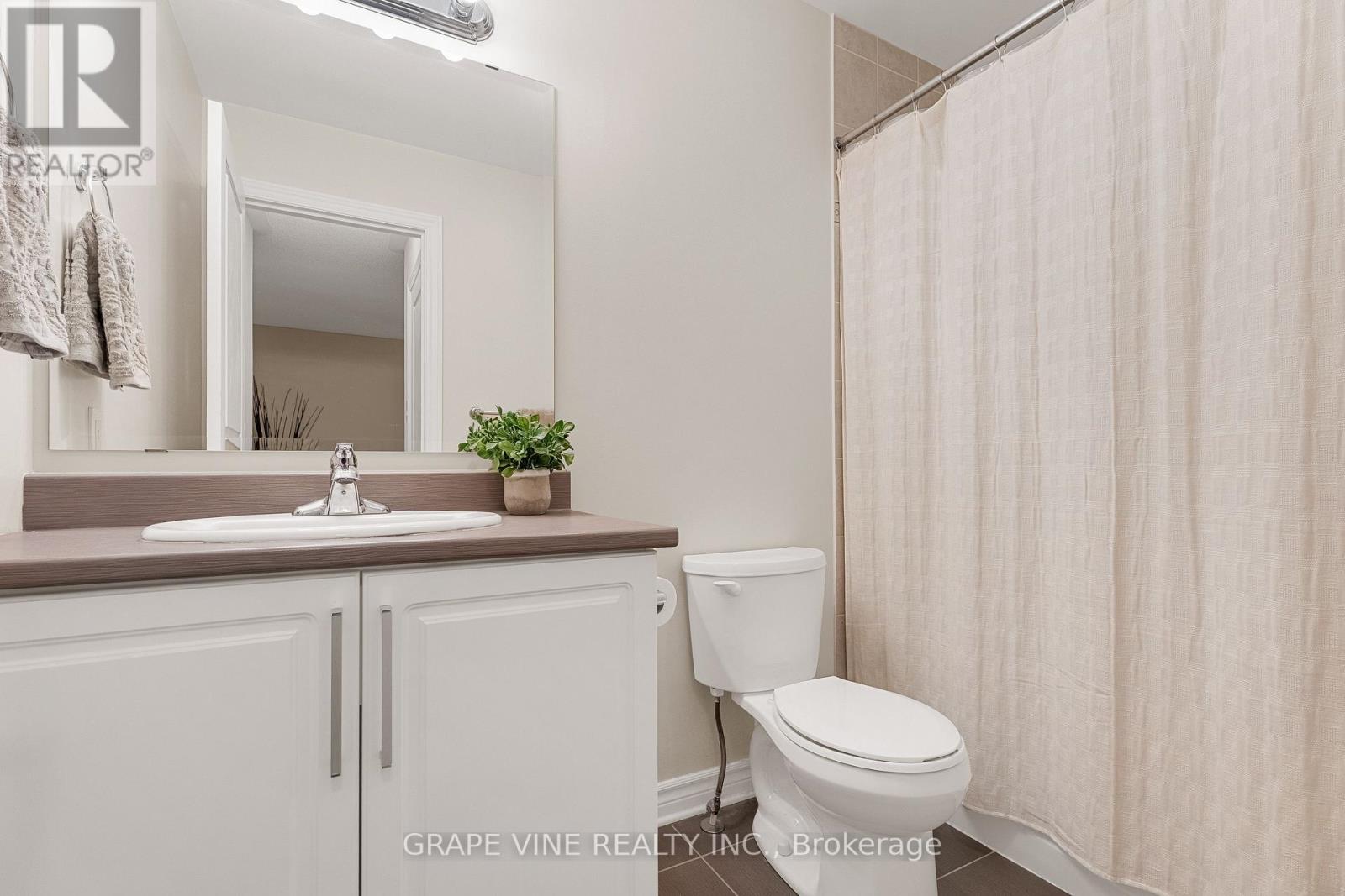 568 Voie Du Pin Rouge Way, Ottawa, Ontario  K1W 0C4 - Photo 25 - X12150024