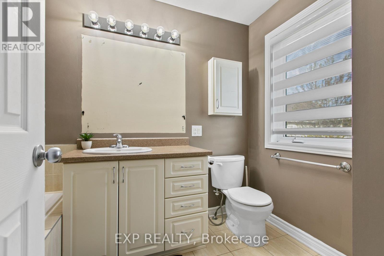 356 Gerry Lalonde Drive, Ottawa, Ontario  K4A 0Y3 - Photo 27 - X12150140