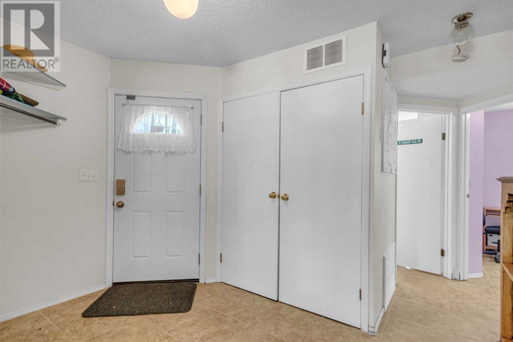 Property at 3912 50 Avenue image 3