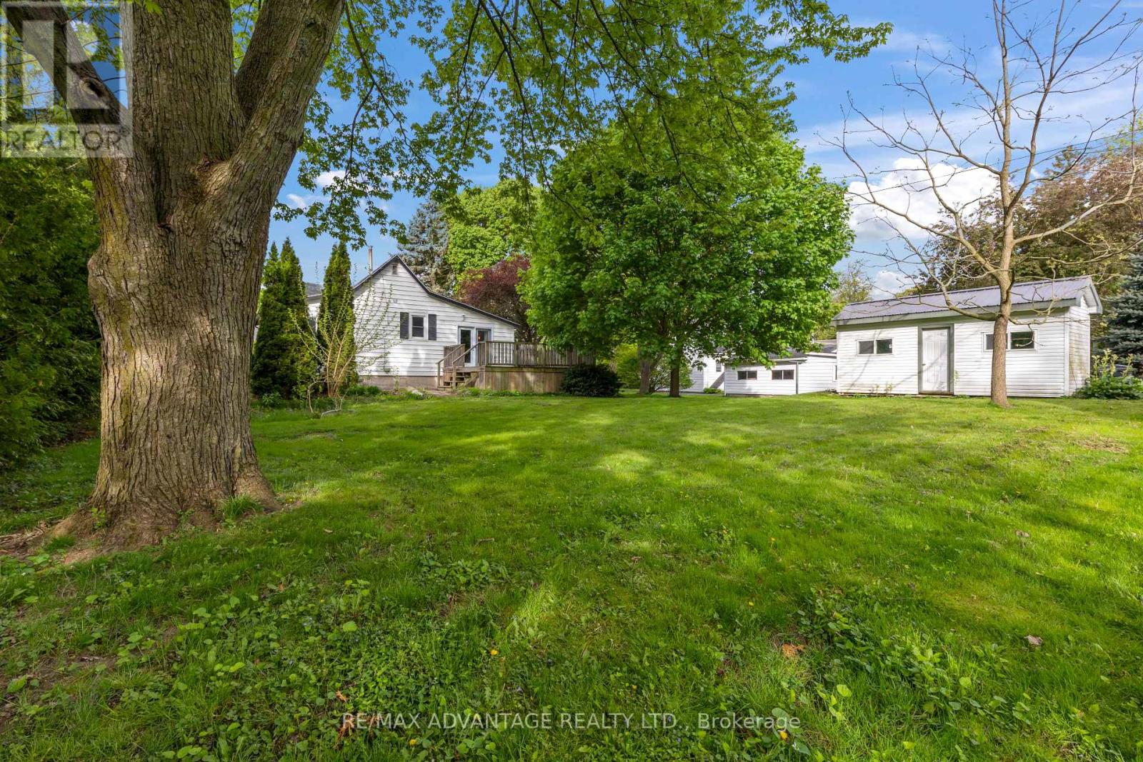 Property at 30 BROADWAY STREET image 3