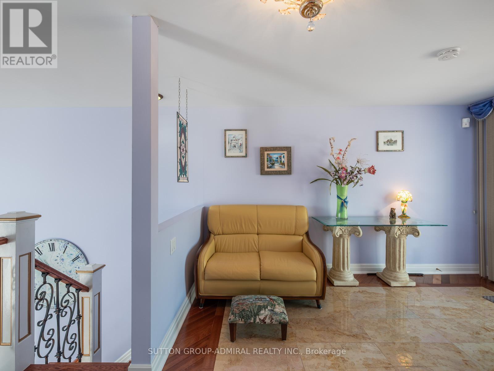 220 Walmer Road, Toronto (Casa Loma), Ontario  M5R 3R7 - Photo 32 - C12149797