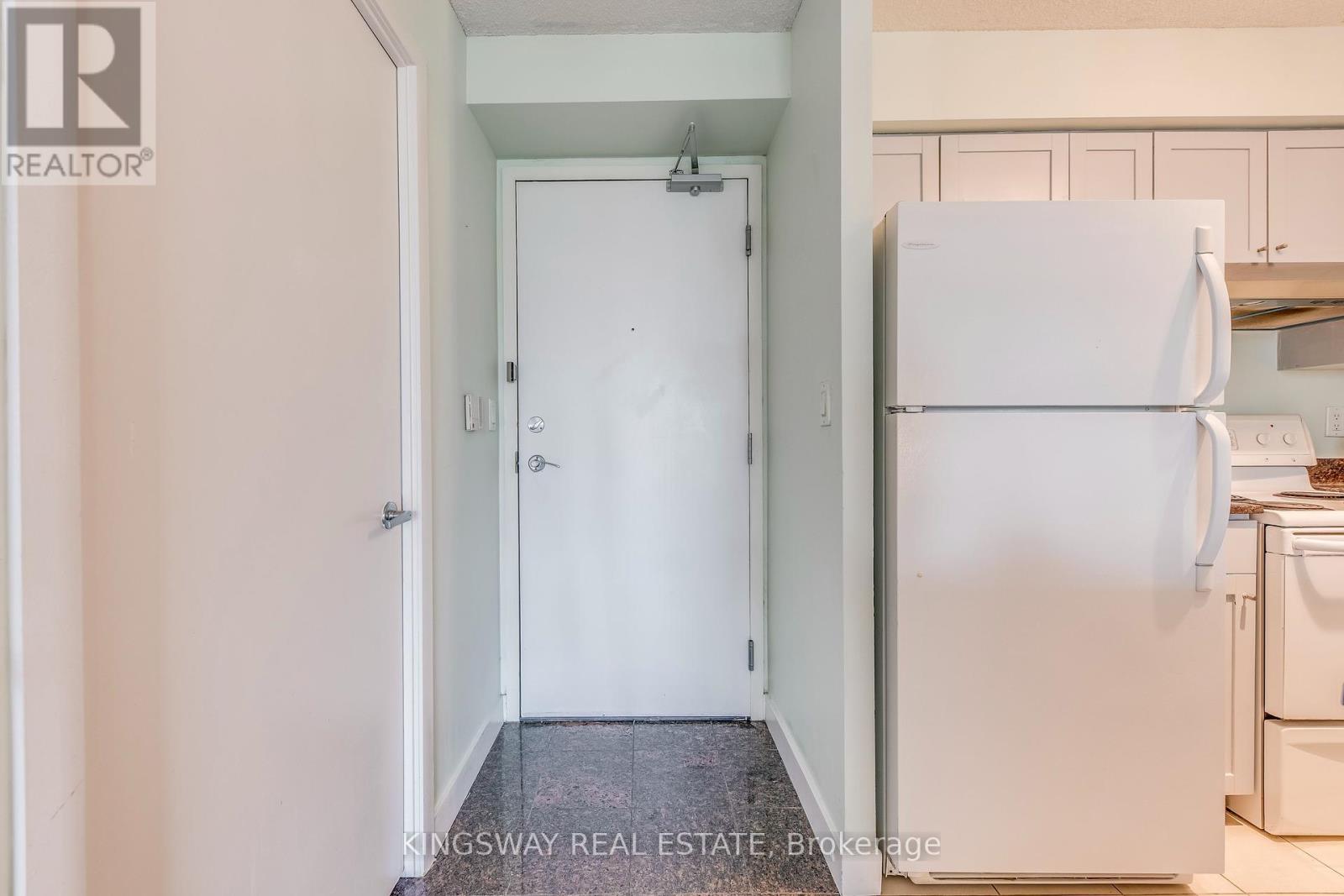 3511 - 81 Navy Wharf Court, Toronto, Ontario  M5V 3S2 - Photo 6 - C12149843