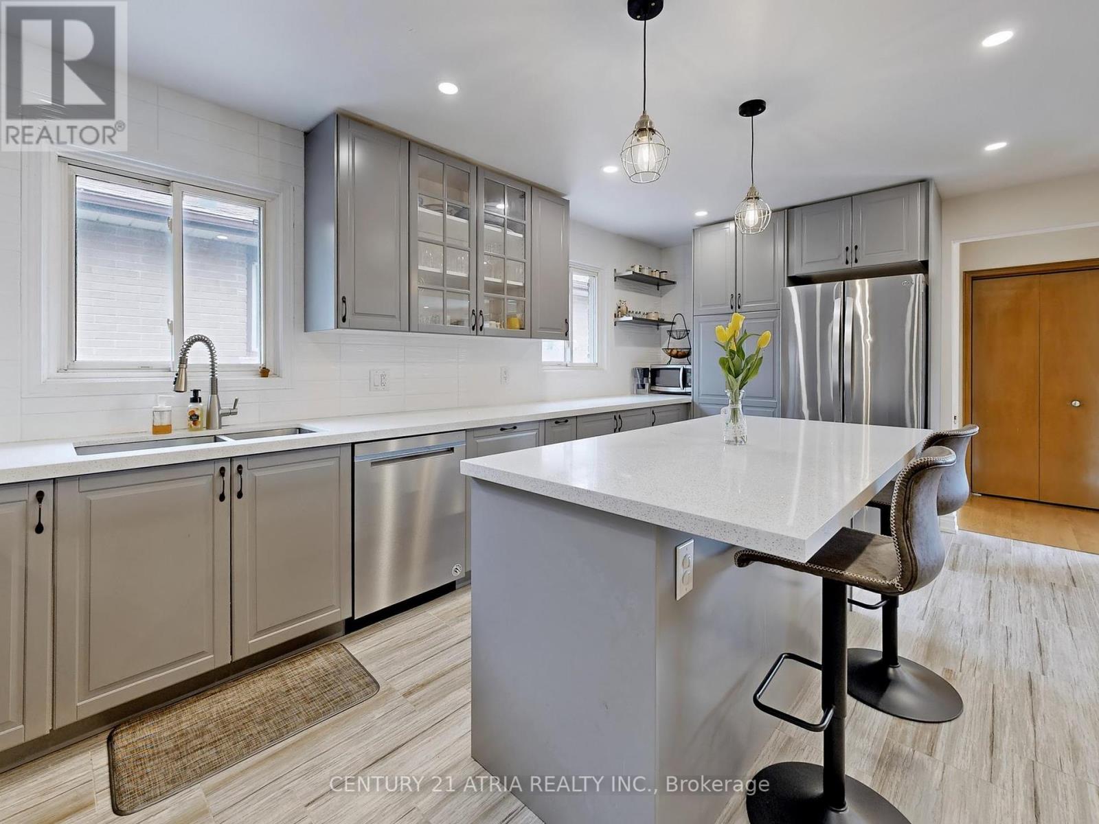 62 Muirhead Road, Toronto, Ontario  M2J 3W4 - Photo 13 - C12149847