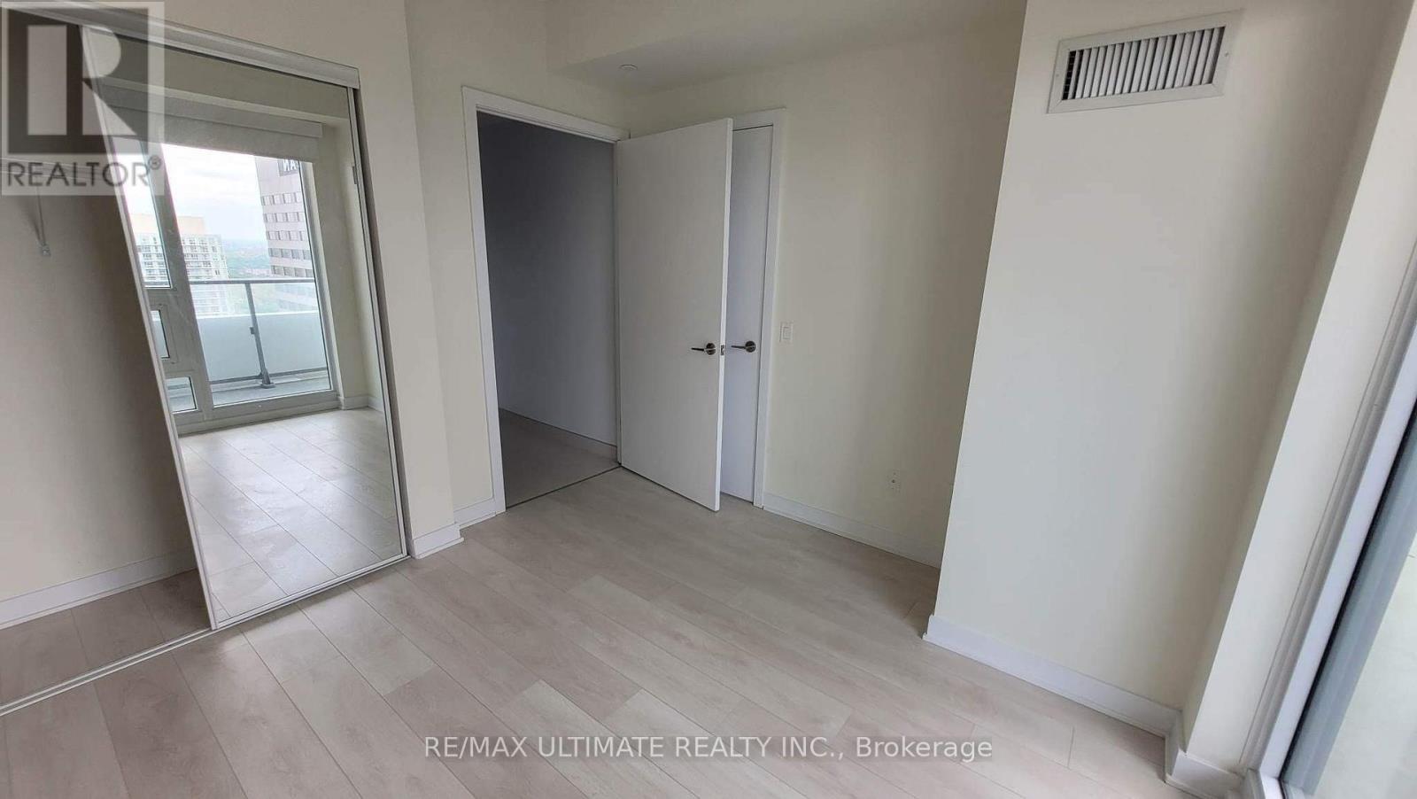3409 - 2221 Yonge Street, Toronto, Ontario  M4S 2B4 - Photo 6 - C12149875