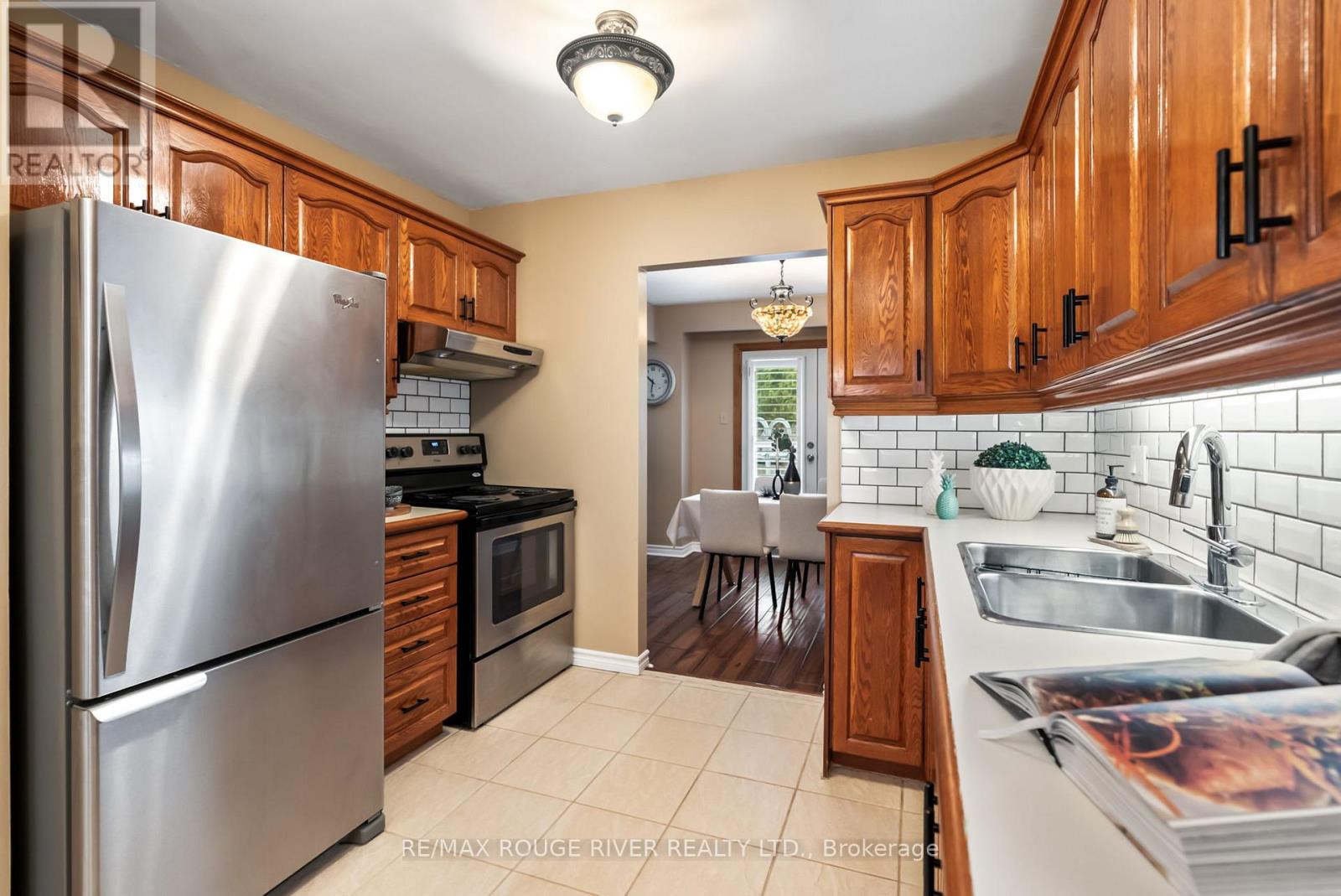 9 Harrison Court, Whitby, Ontario  L1N 6E2 - Photo 20 - E12149911
