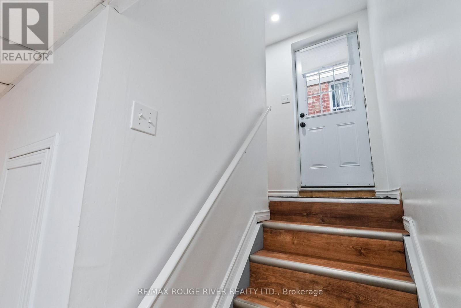 22 Thackery Drive, Ajax, Ontario  L1T 0B7 - Photo 37 - E12149962