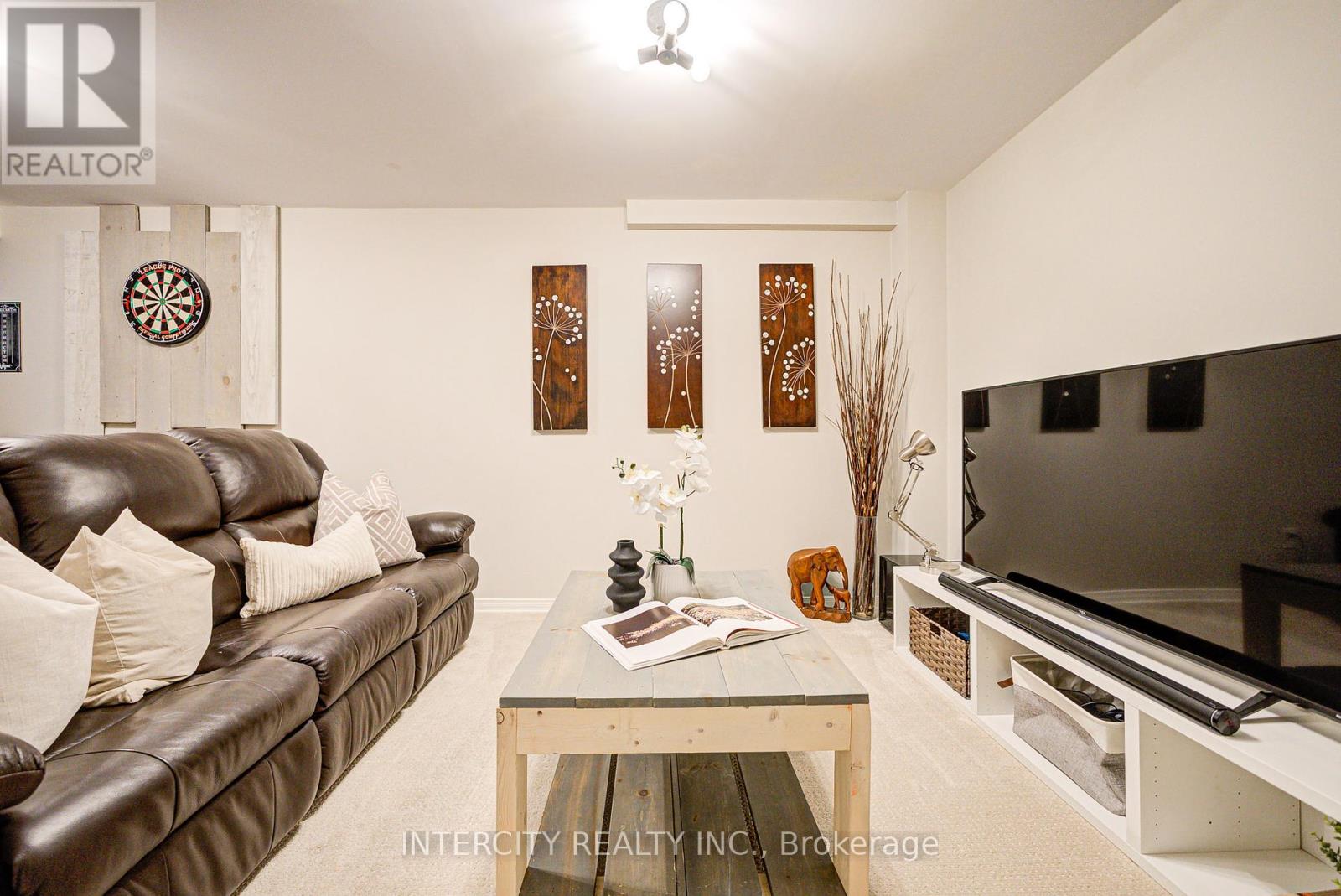 372 Sparrow Circle, Pickering, Ontario  L1V 7E7 - Photo 28 - E12149864