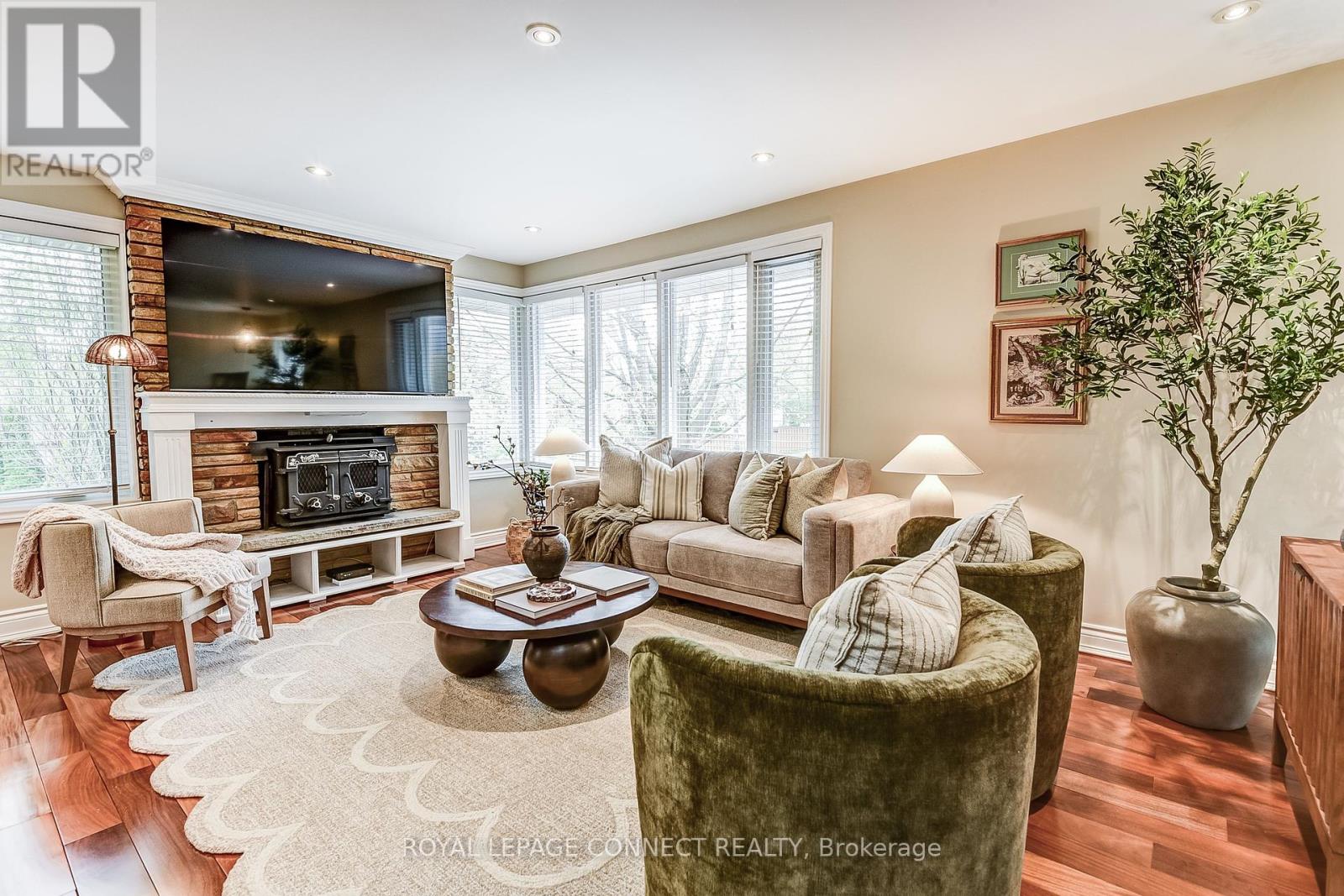 257 East Avenue, Toronto, Ontario  M1C 2W2 - Photo 3 - E12149874