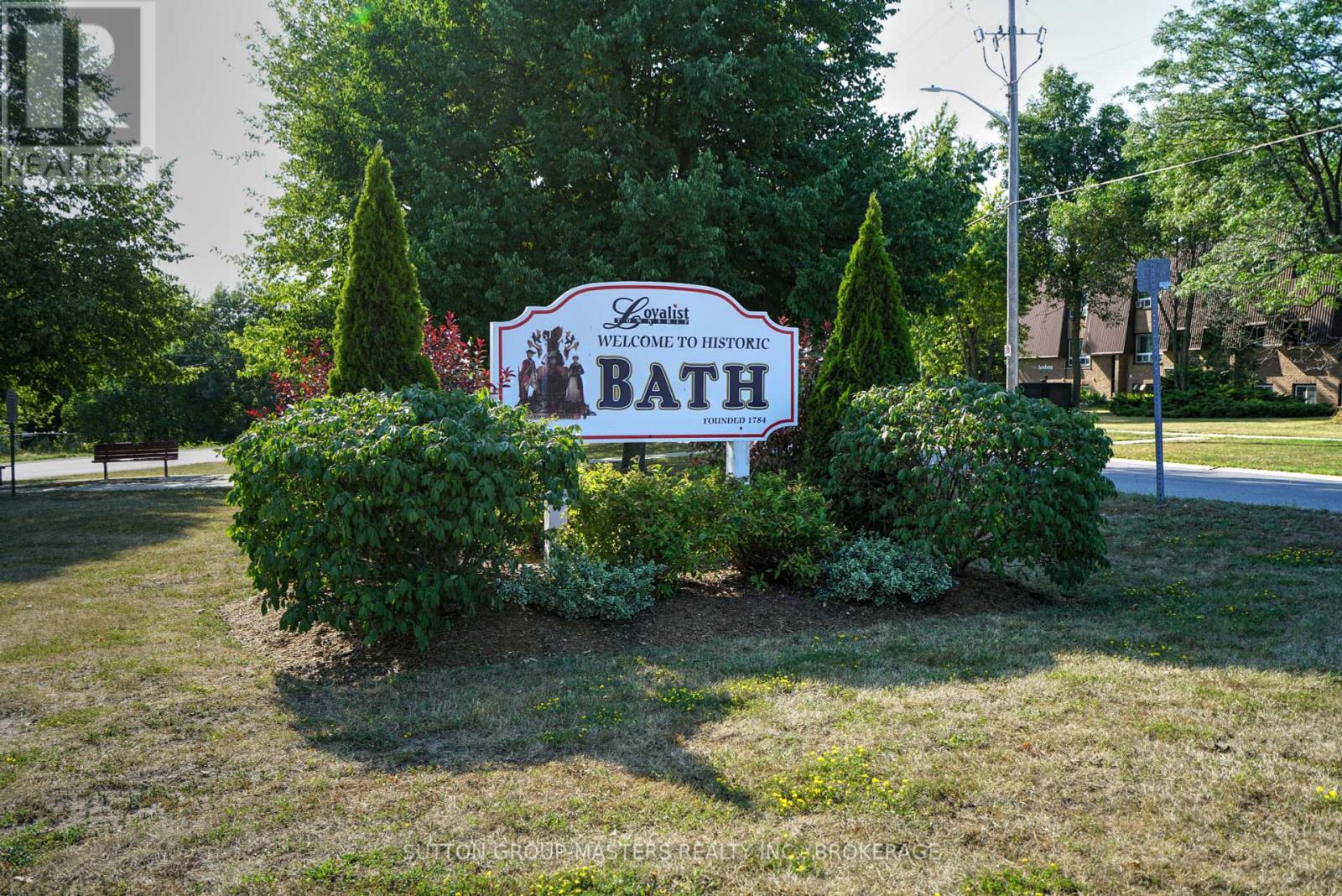 54 Golf Links Drive, Loyalist, Ontario  K0H 1G0 - Photo 37 - X12150114