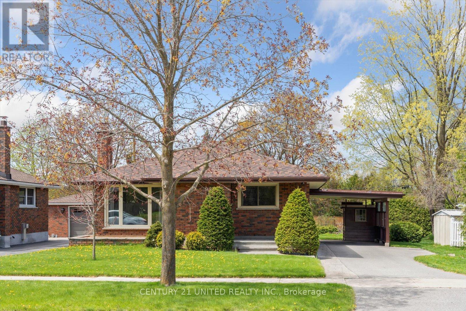 980 Oriole Drive, Peterborough North, Ontario  K9H 6K7 - Photo 5 - X12149973