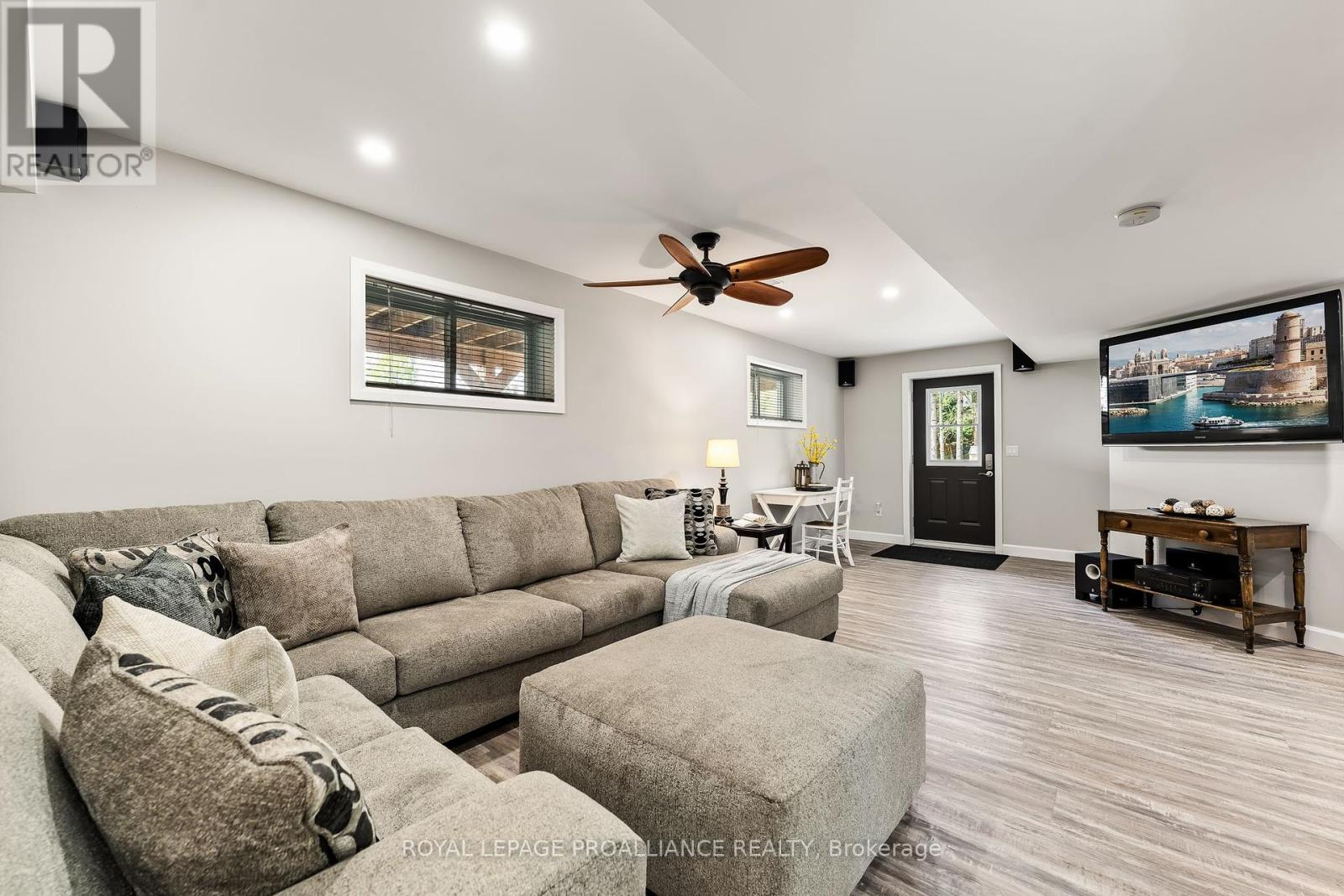 686 North Shore Drive E, Otonabee-South Monaghan, Ontario  K0L 1B0 - Photo 25 - X12150081