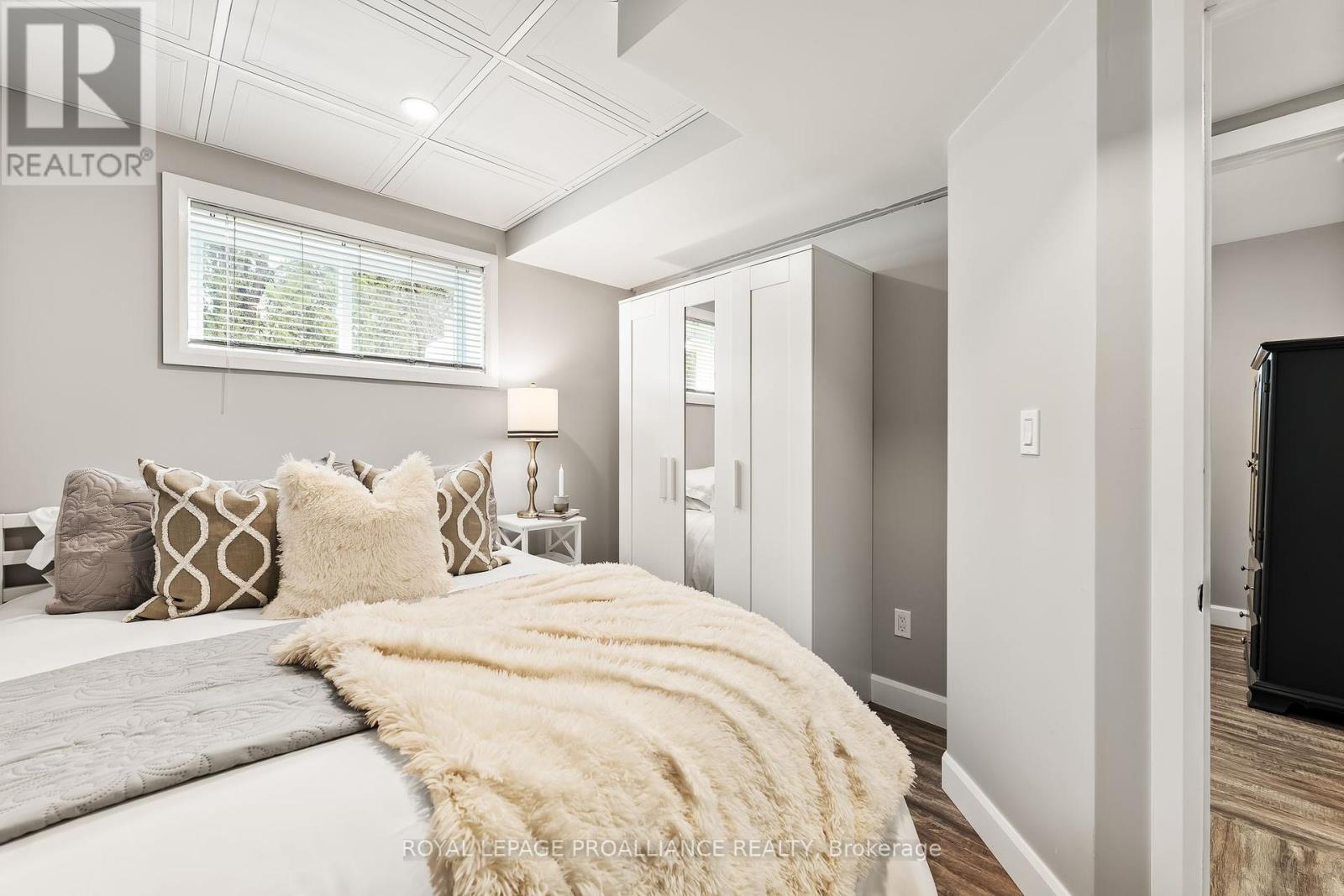 686 North Shore Drive E, Otonabee-South Monaghan, Ontario  K0L 1B0 - Photo 31 - X12150081