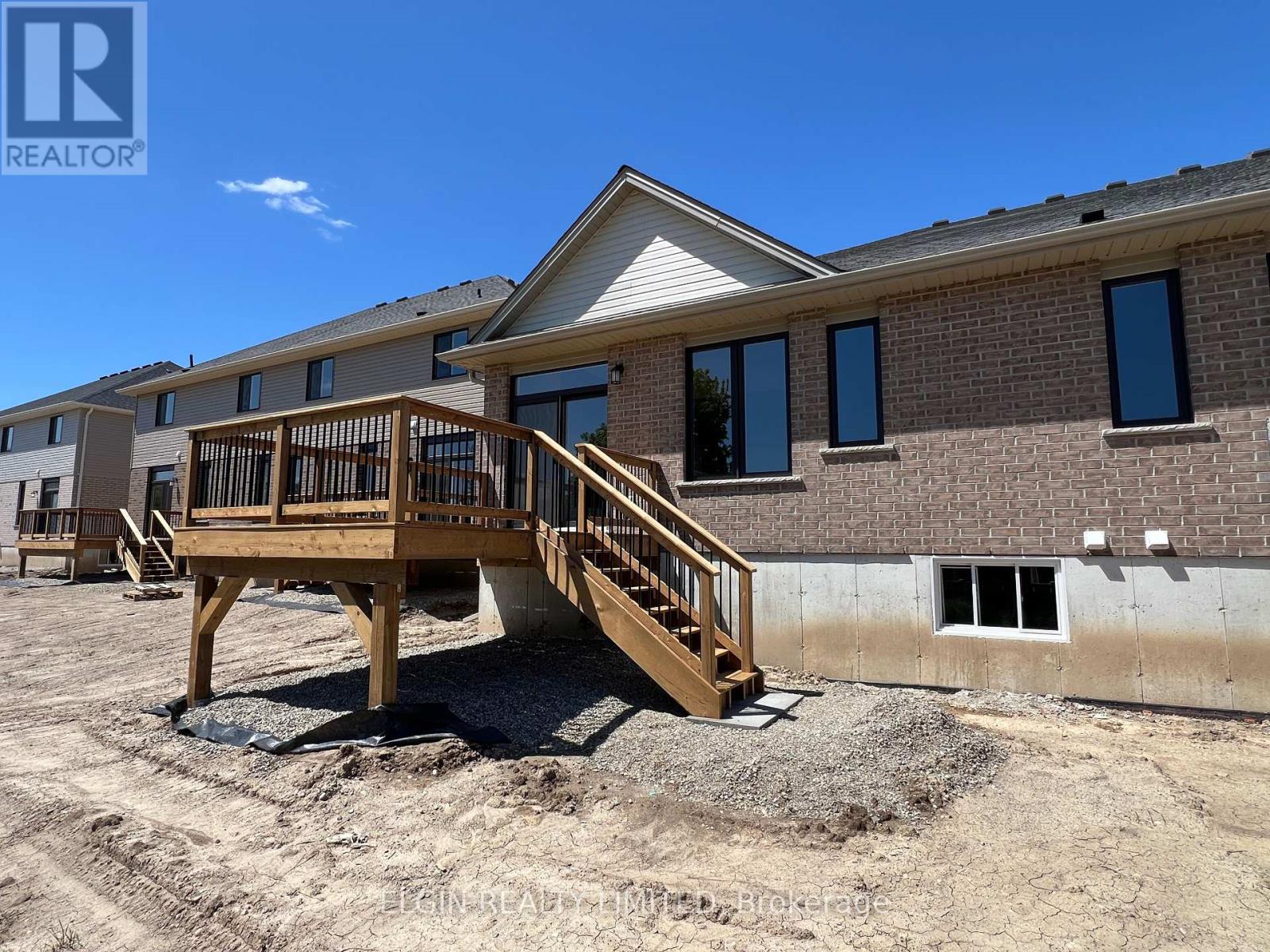 8 Hemlock Crescent, Aylmer, Ontario  N5H 0B9 - Photo 27 - X12149944