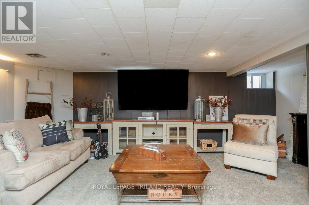 6058 Stone Church Road, Central Elgin, Ontario  N0L 2L0 - Photo 31 - X12149974