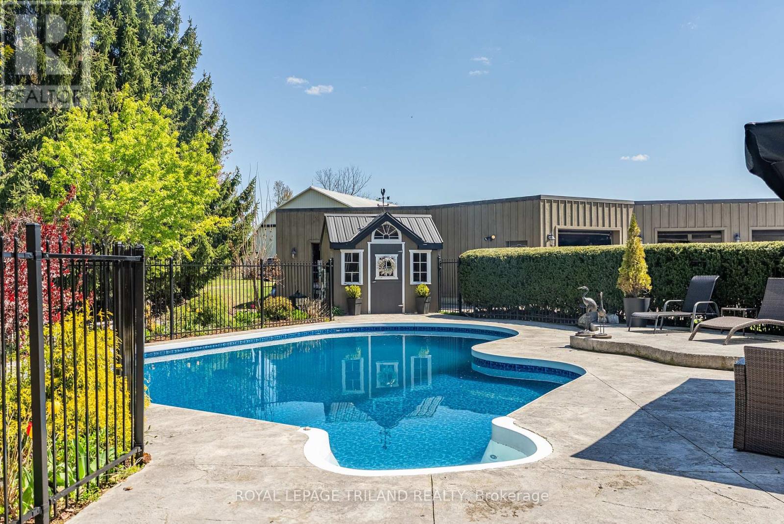 6058 Stone Church Road, Central Elgin, Ontario  N0L 2L0 - Photo 39 - X12149974