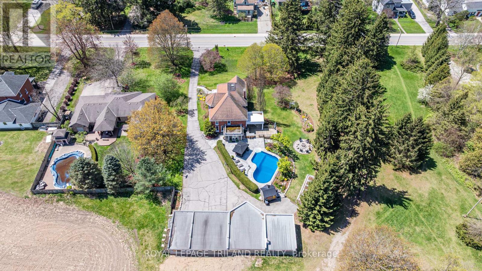 6058 Stone Church Road, Central Elgin, Ontario  N0L 2L0 - Photo 6 - X12149974