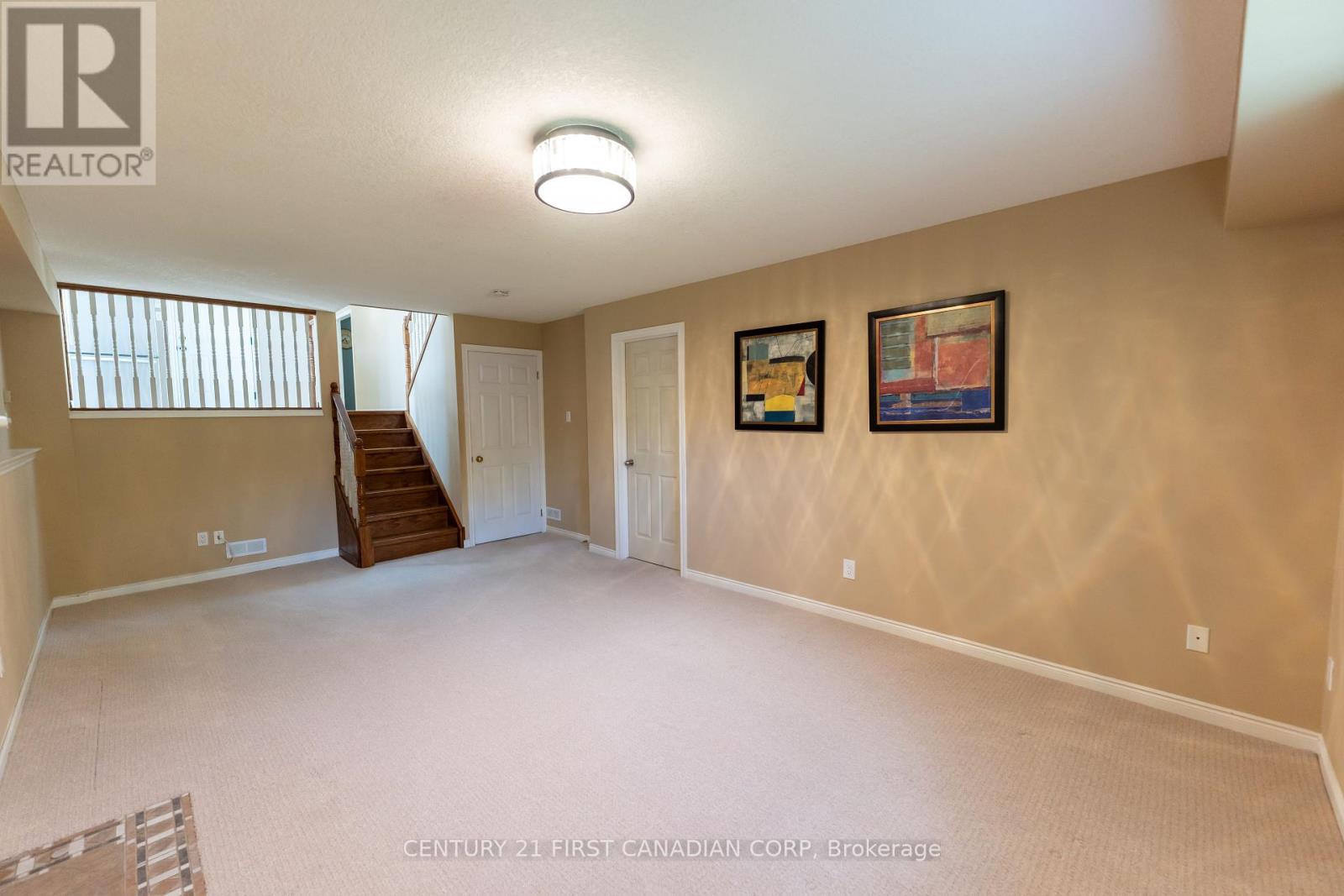 27 Golfview Crescent, London South (South Q), Ontario  N6C 5N2 - Photo 19 - X12149980