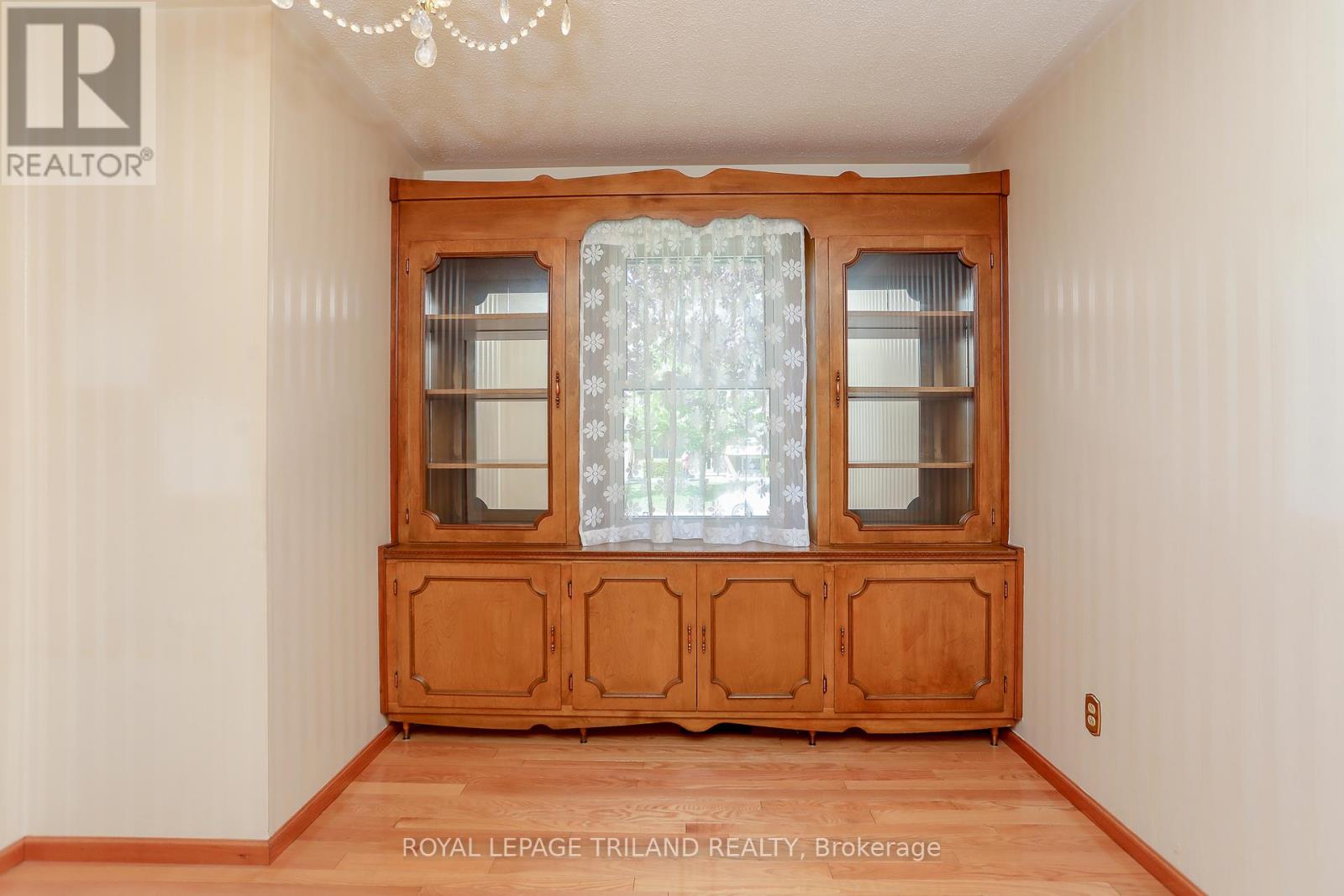 32 Applewood Crescent, St. Thomas, Ontario  N5R 1H2 - Photo 23 - X12150001