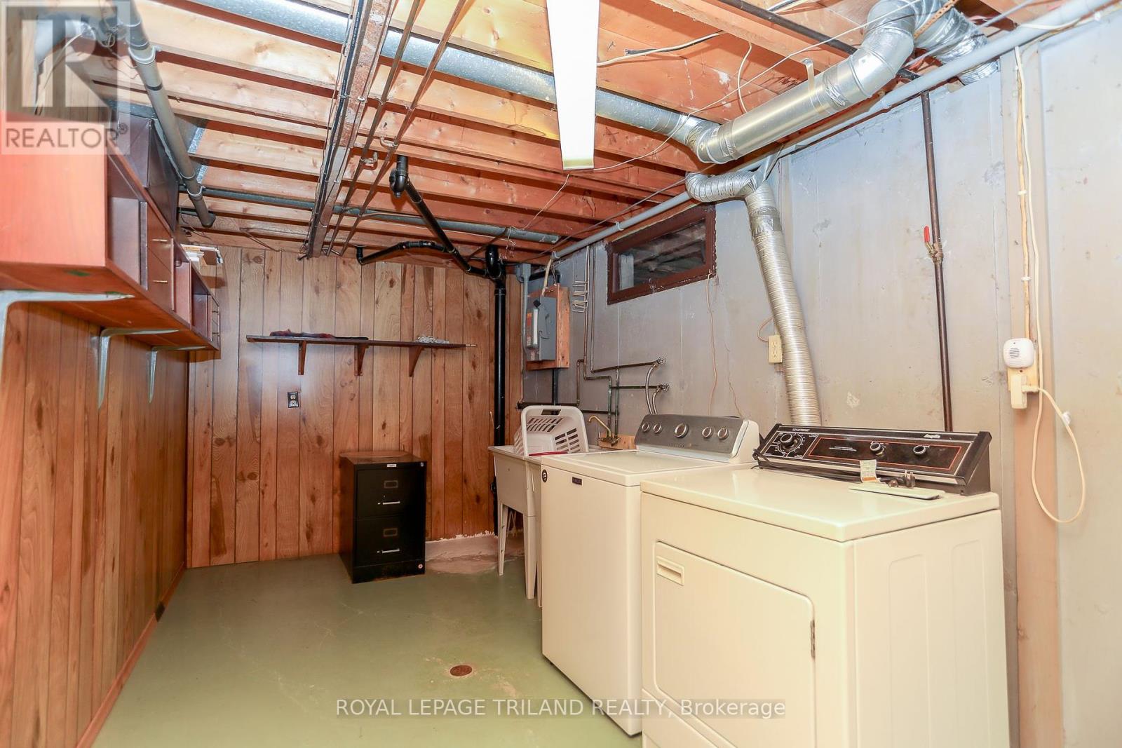 32 Applewood Crescent, St. Thomas, Ontario  N5R 1H2 - Photo 37 - X12150001