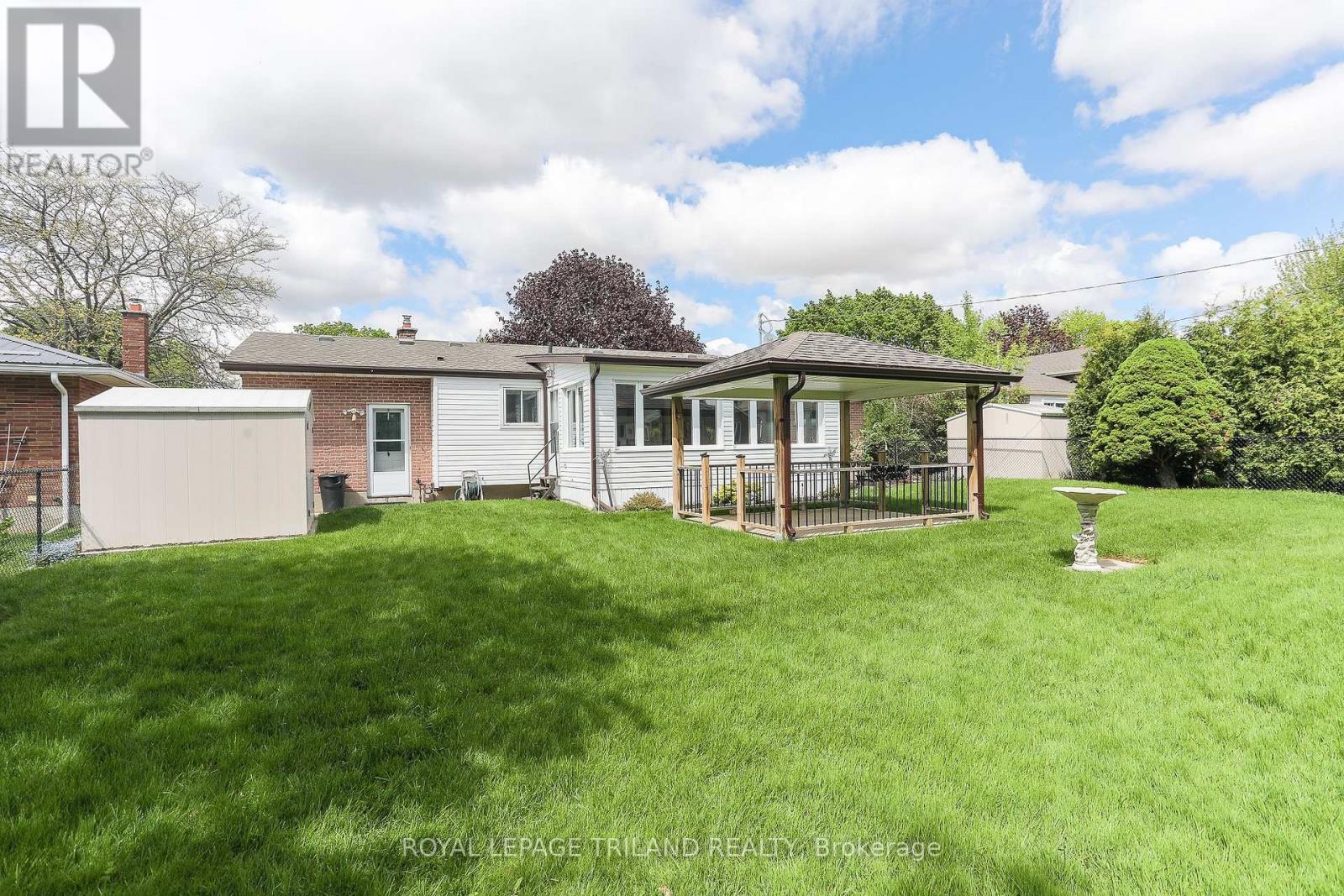 32 Applewood Crescent, St. Thomas, Ontario  N5R 1H2 - Photo 43 - X12150001