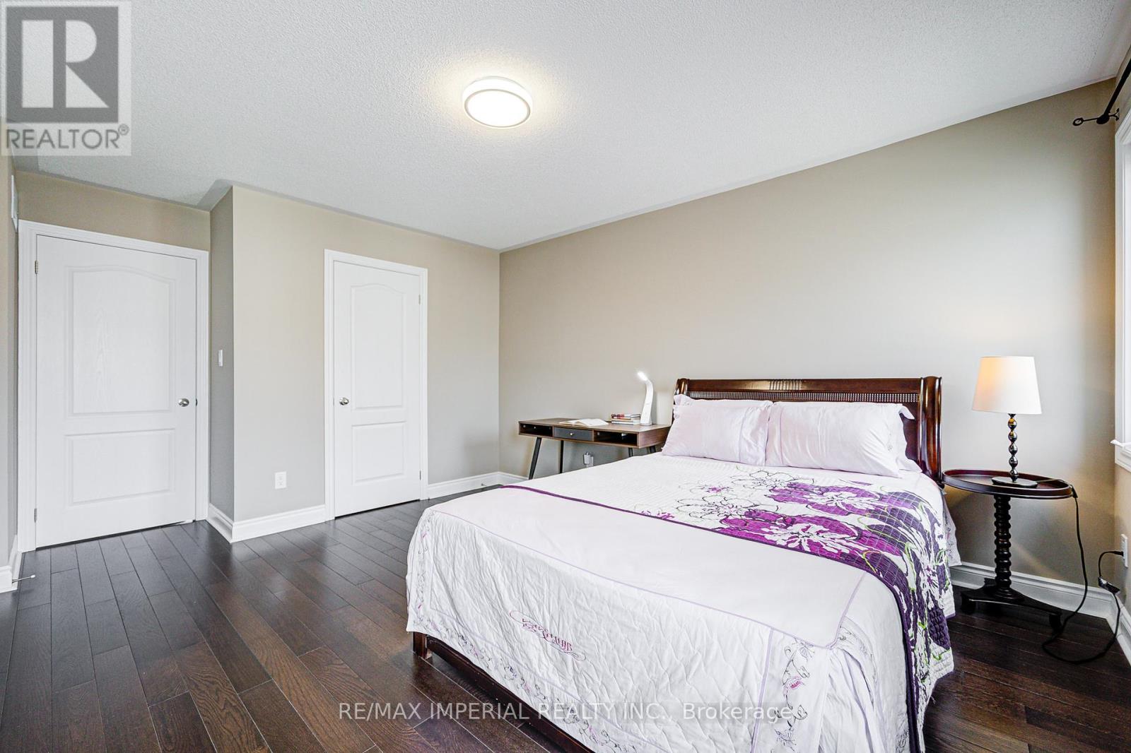982 Wilbur Pipher Circle, Newmarket, Ontario  L3X 0B8 - Photo 34 - N12149808