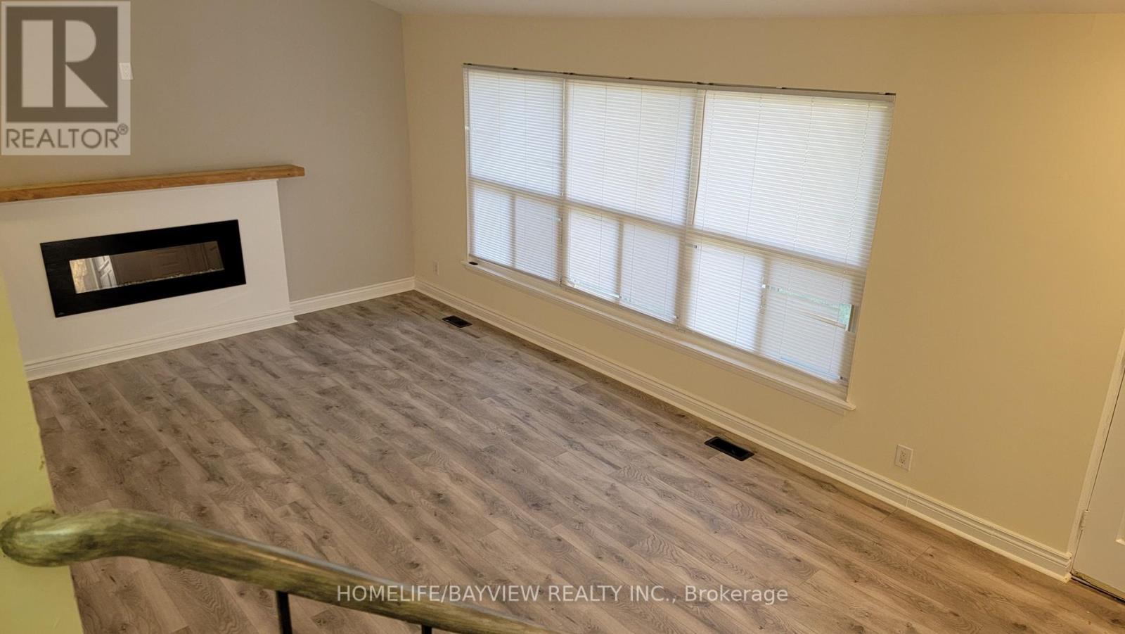 325 Paliser Crescent S, Richmond Hill (Harding), Ontario  L4C 1R9 - Photo 7 - N12149863