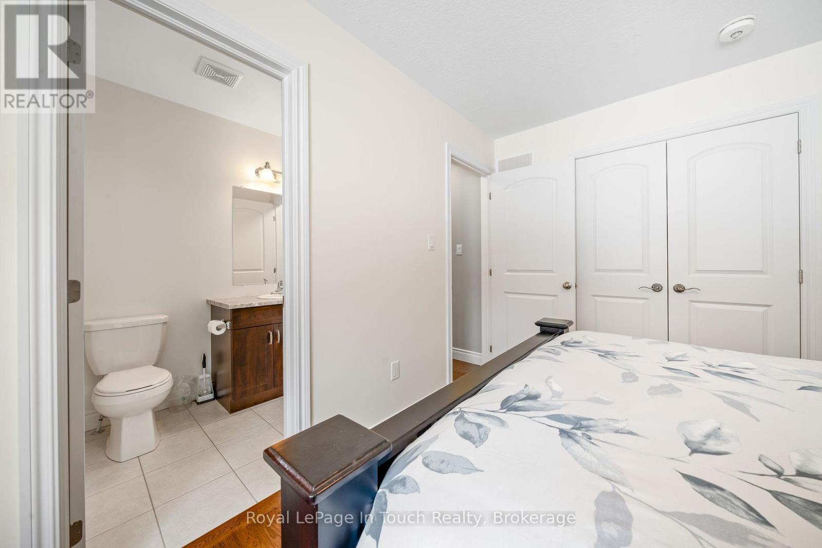 15 Ralph Dalton Boulevard, Tay, Ontario  L0K 2A0 - Photo 18 - S12150063