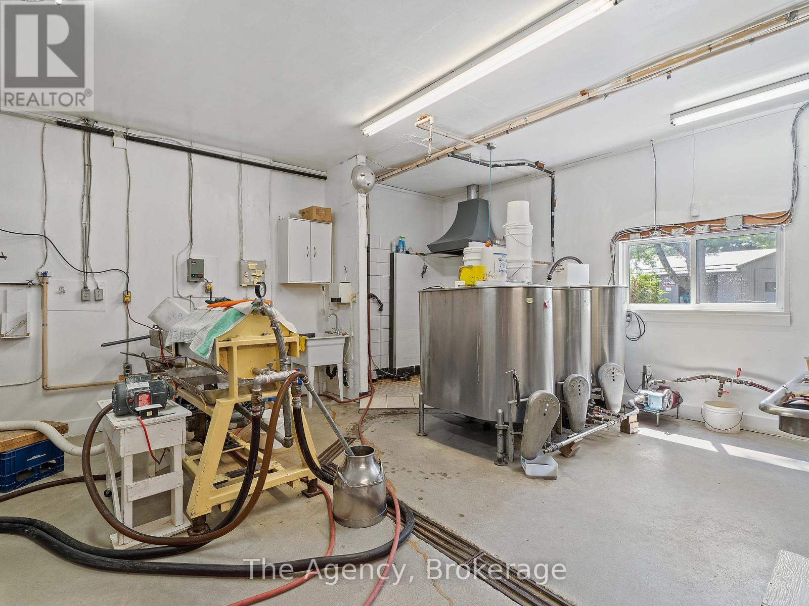 14 Gray Road, Bracebridge, Ontario  P1L 1P8 - Photo 19 - X12150027