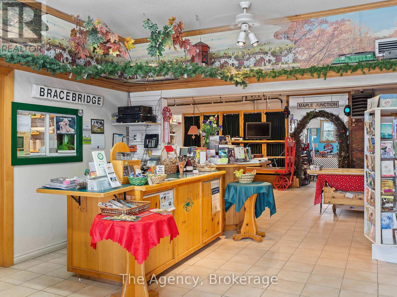 14 Gray Road, Bracebridge, Ontario  P1L 1P8 - Photo 30 - X12150027