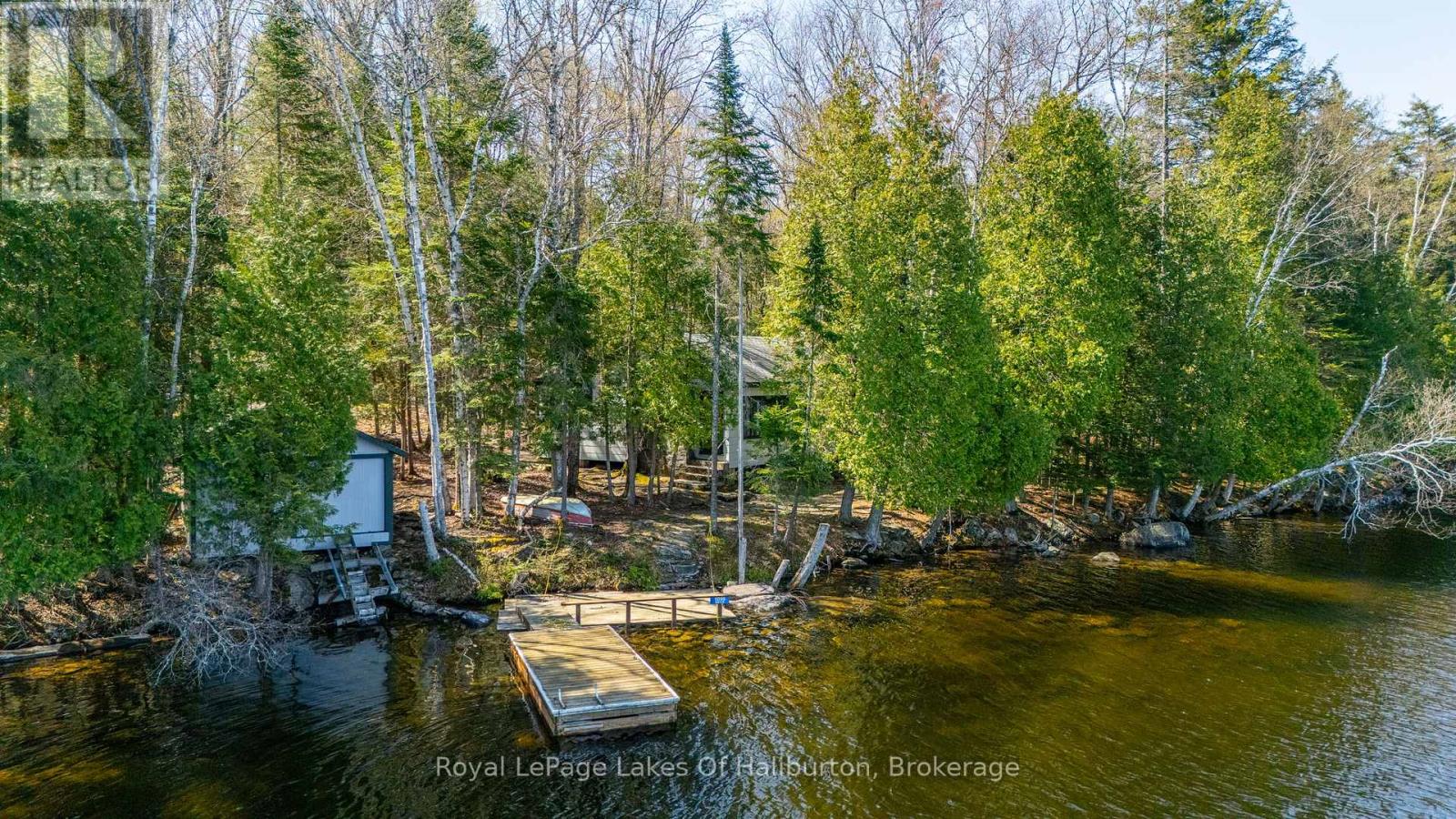 1096 Reg's Trail, Dysart Et Al (Dudley), Ontario  K0M 1S0 - Photo 2 - X12150052