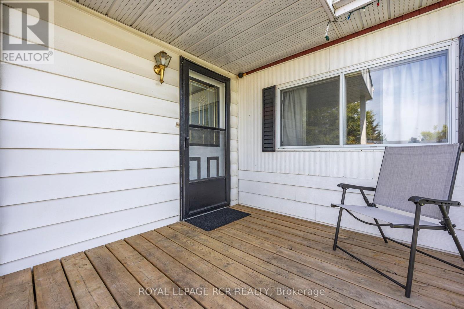 17 Balantrae Drive, Oro-Medonte, Ontario  L3V 0P9 - Photo 4 - S12149809