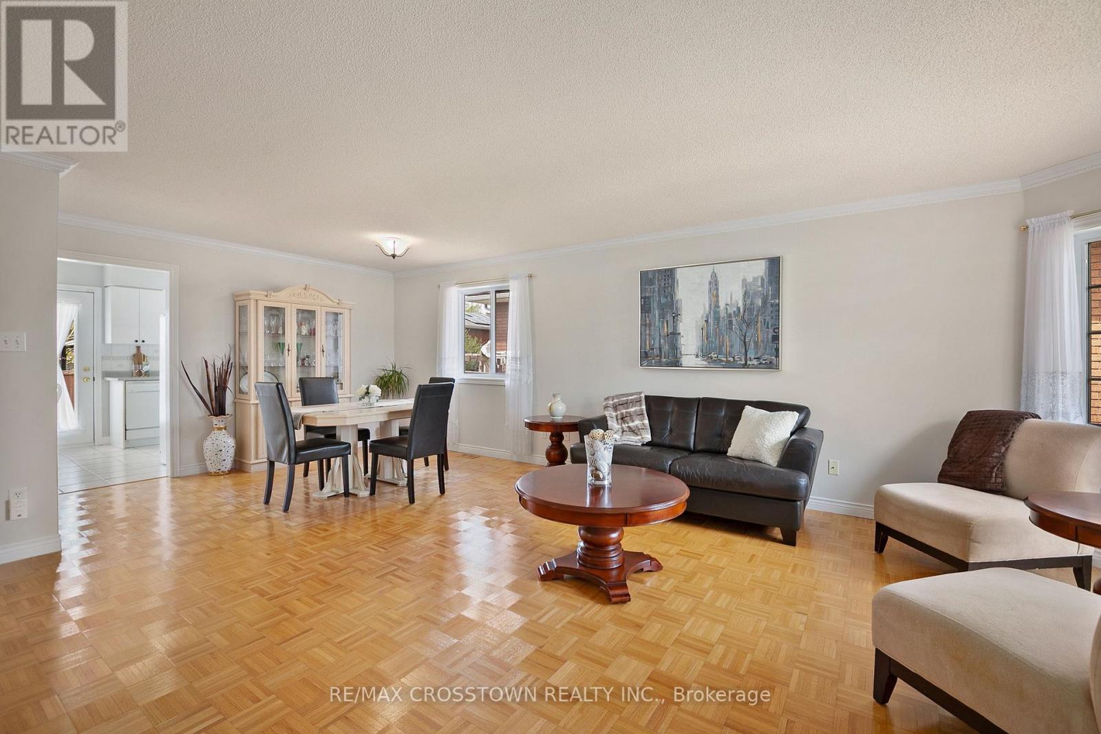 72 Buchanan Street, Barrie, Ontario  L4M 6B7 - Photo 11 - S12149837